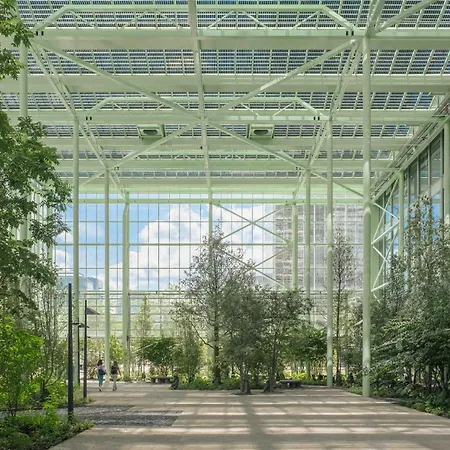 The Standard, Szálloda 5*