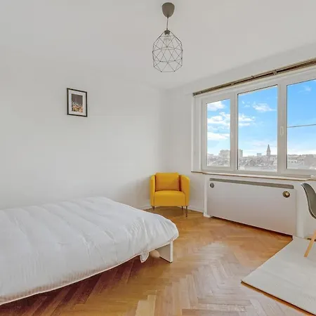 2 Bedroom Midi Apartment Brüssel