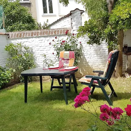 Appartement Modern Duplex With Garden