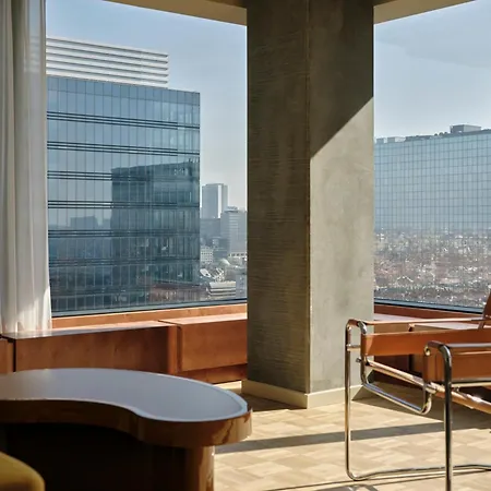 The Standard, Szálloda 5*