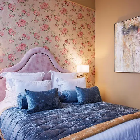 Juliana Hotel & Spa - Brussels Centre Брюссель