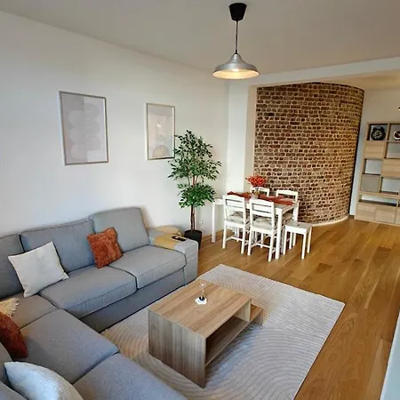 Highgarden - Warm & Cozy Apartmán *