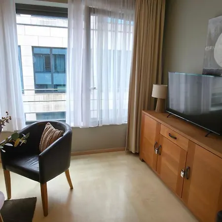 Cosy Jacqmain בריסל