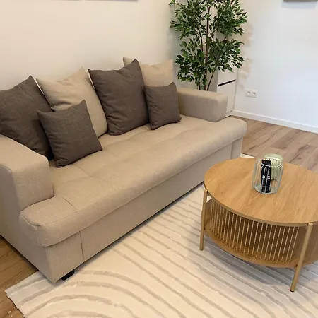 Cozy South-up And Ground Bruxelles
