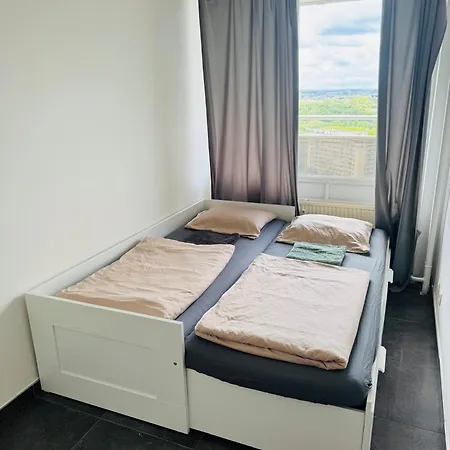 Meuble 92m2 + 2 Terrasses * Brüssel