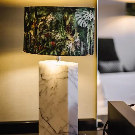 Hotel Brussels Airport By Ihg 4*