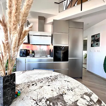 Апартаменты Modern Loft Near Eu Institutions *