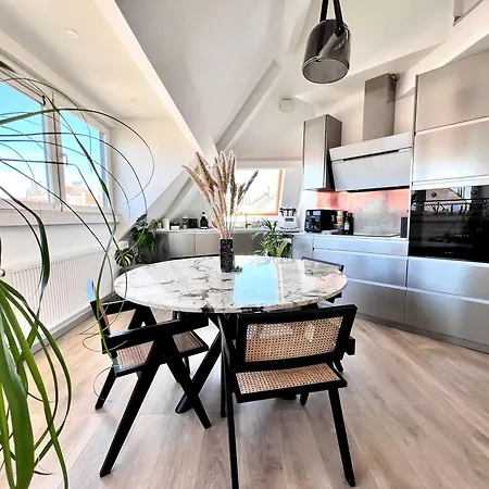 Modern Loft Near Eu Institutions Апартаменты Брюссель