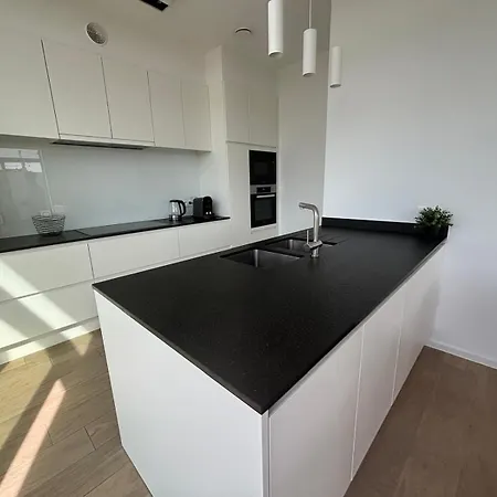 Splendid Penthouse In Center With Water View *