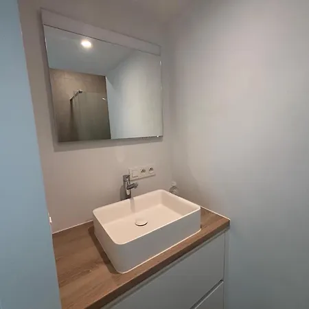 Splendid Penthouse In Center With Water View * Brüsszel