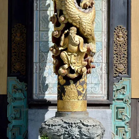 Chinese Pavilion Park - Magnificent