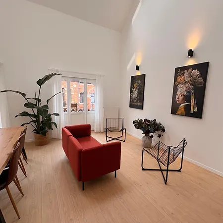Bright And Minimalist Private Bedroom Montgomery Area * Brüksel