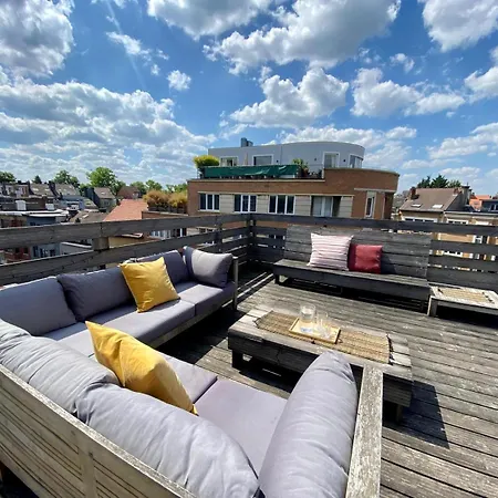 2 Avec Rooftop Suspendu Au Cimetiere D'ixelles بروكسل