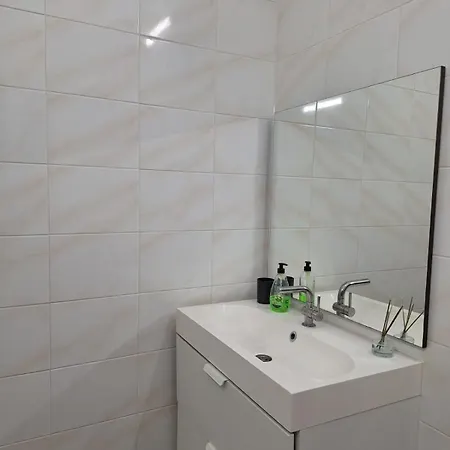 Midi Gateway アパート