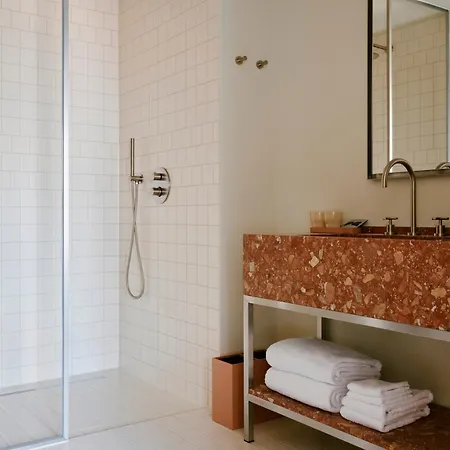 The Standard, Hotell
