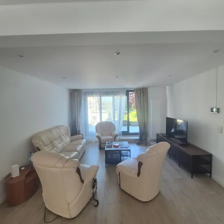 Genius Buyl 2br Terrace Near Center Apartamento *