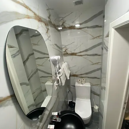 ウィンザー ホテル 2*