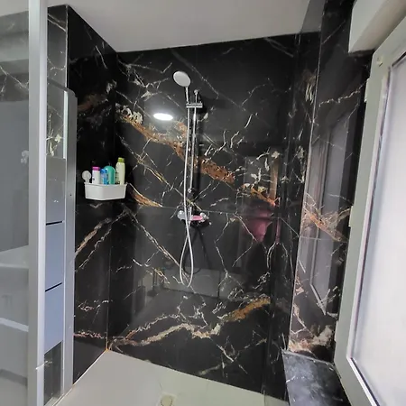 Gasthof Charles House Brüssel