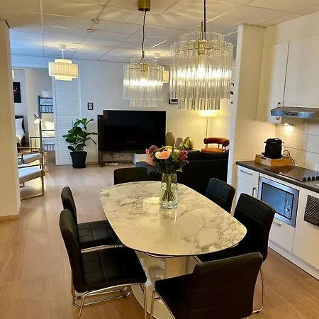 Daire Grand Place - Prime Location 2 Bedroom *