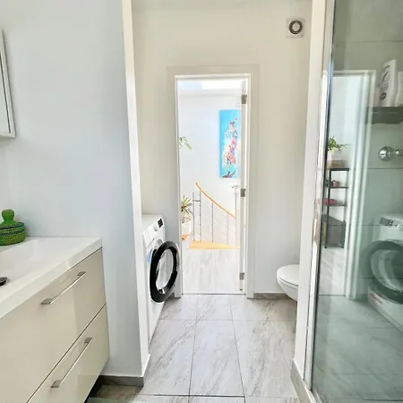 Tiny House Avec Terrasse Privee, 10 Mins Du Centre * Bryssel