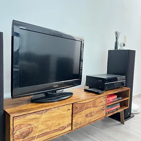 Tiny House Avec Terrasse Privee, 10 Mins Du Centre Lägenhet *