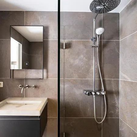 Eu District - Arlon Prestige Apartman