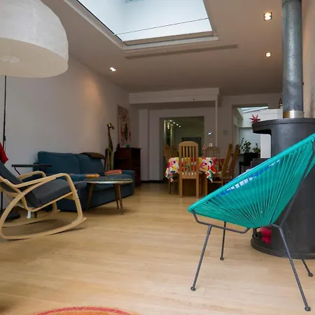 Villa Eya House, Cozy, Bright & Well Located *