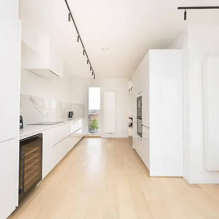 Trendy Canal District Penthouse Apartment