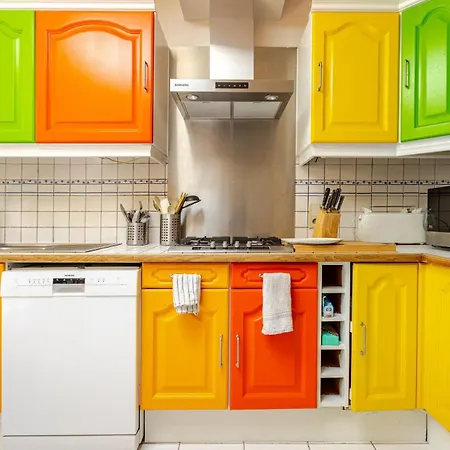 Maison Du Cinquantenaire - The Residential