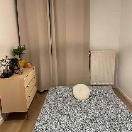 Stylish Flat,90m2, In A Great Location *