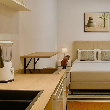 Cozy And Centrally Located شقة *