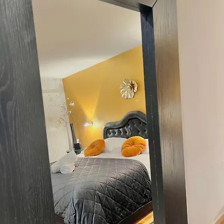 Luxury Loft Duplex Penthouse Of 190m2 & Free Parking ! Apartment *