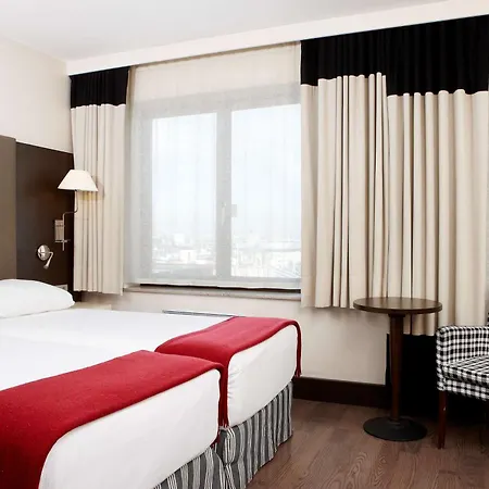 Nh Grand Place Arenberg Hotel