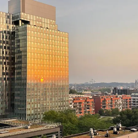 Apartament - - - - - Au Sixieme Ciel - - - - - Bruksela