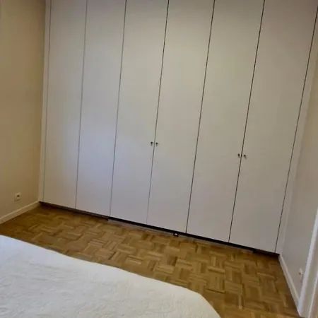 Appartement Modern Cozy Flat Close To Attractions & Transport *