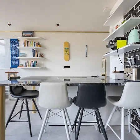 Ecstatic Living Ixelles, Luxury In The European Quarter Daire Brüksel