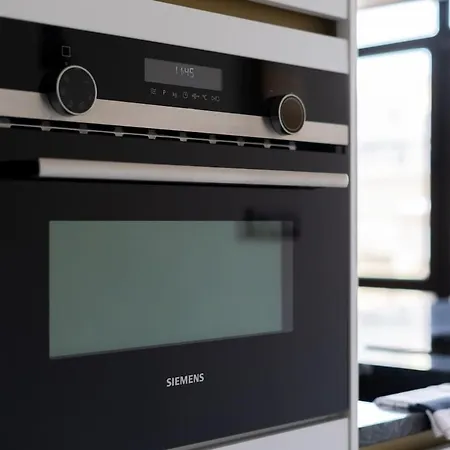 Ecstatic Living Ixelles, Luxury In The European Quarter Apartman