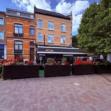 Garden's Jacuzzi 1 Βρυξέλλες