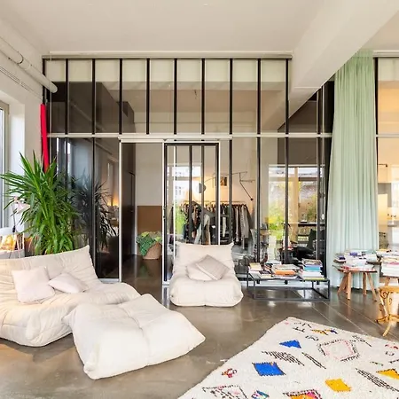 My Little Artistic Paradise Apartment
