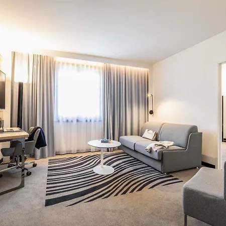 Novotel Off Grand Place Hotel