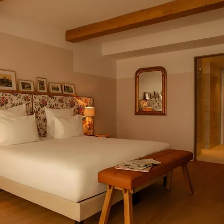 Отель 9hotel Chelton