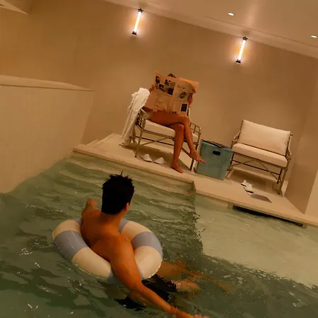 9hotel Chelton Отель Брюссель