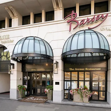 沃里克百赛酒店