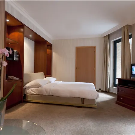 Апарт-отель B-aparthotel Ambiorix