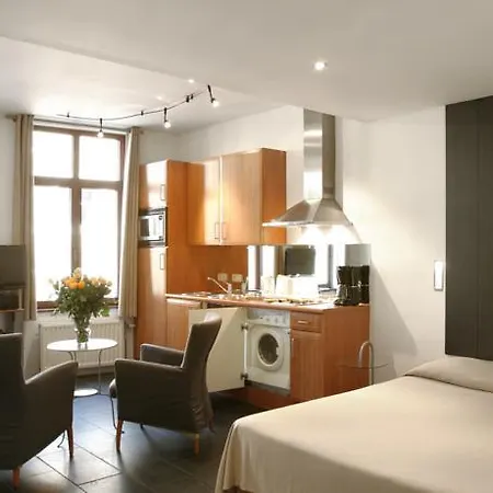 شقة فندقية Azimut Flathotel