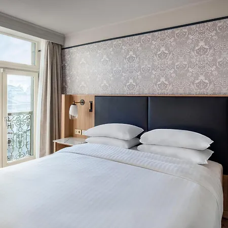 Marriott Grand Place Hotel