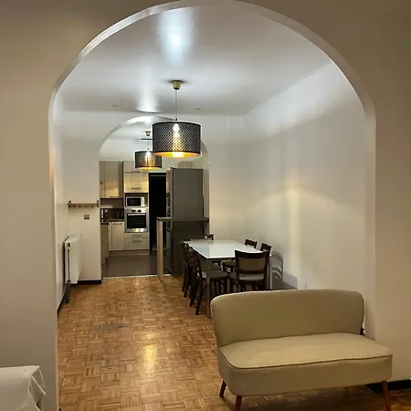 Midi Tracks Apartment *