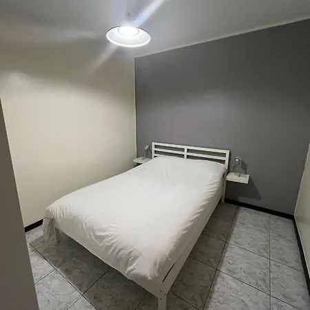 Midi Tracks Apartment *