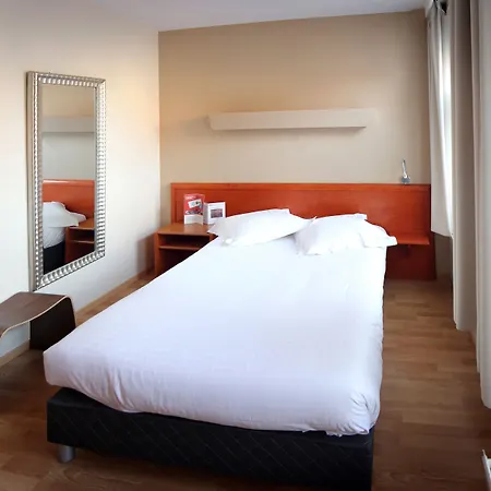 ラ レジャンドゥ 3* ブリュッセル