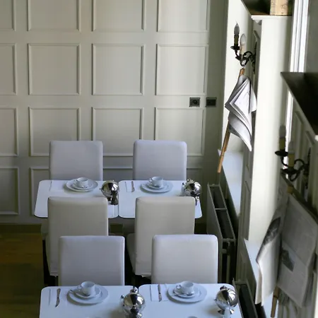 ラ レジャンドゥ ホテル 3*